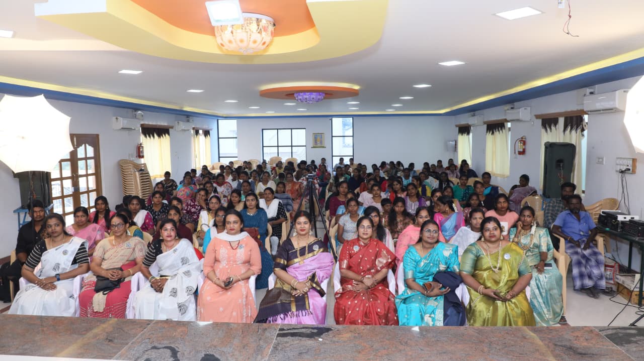 A Cut Above the Rest: I CAN BEAUTY TENT Makes History in Dindigul